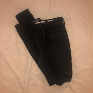 Hollister Black ripped skinny jeans